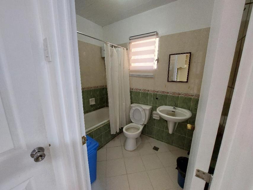Vacation Town House Near Mactan Cebu Airport Lapu-Lapu City Exterior foto